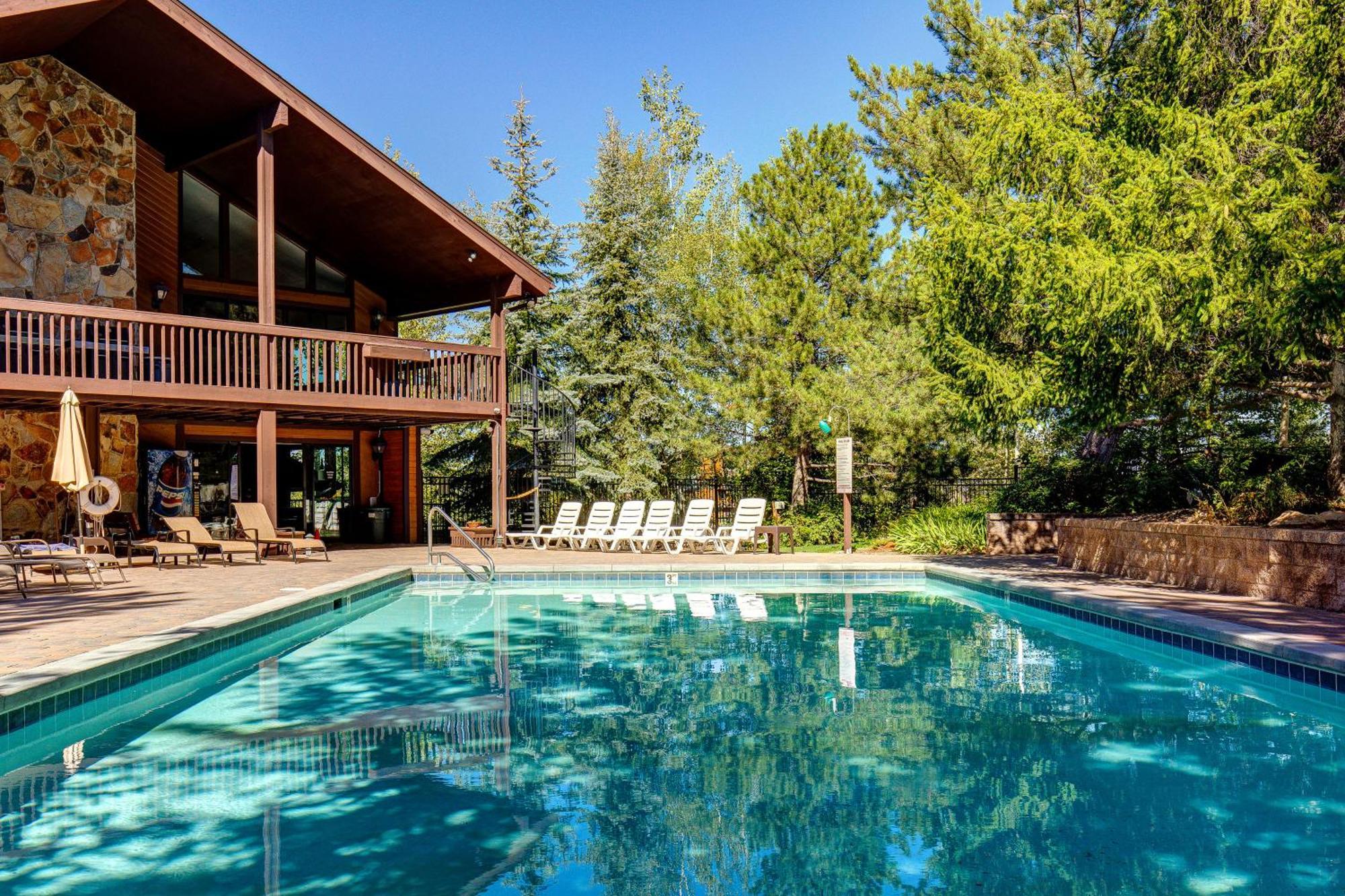Red Pine Villa Парк Сити Стая снимка