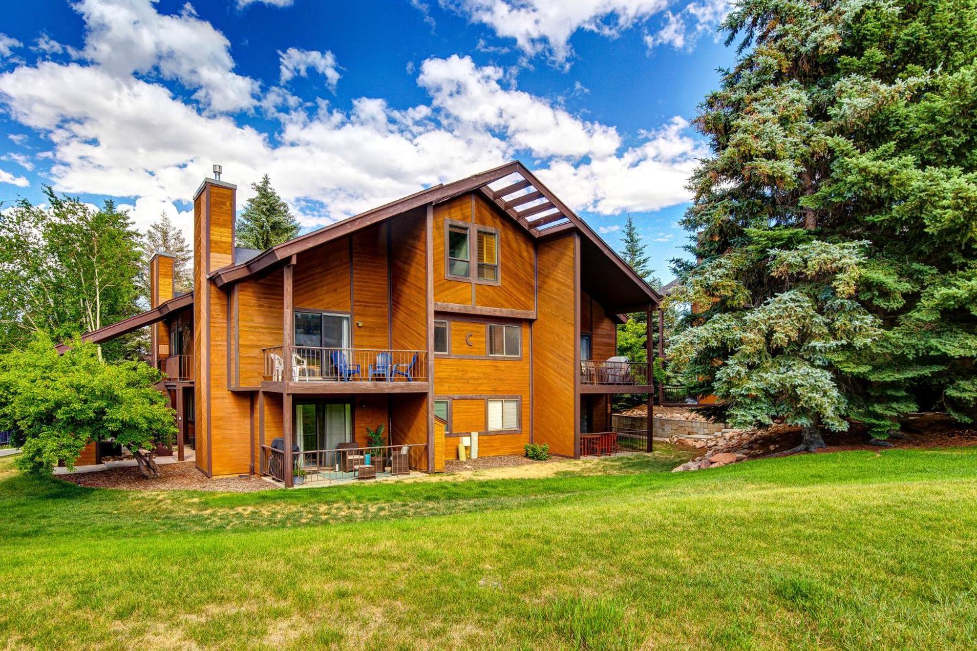 Red Pine Villa Парк Сити Стая снимка