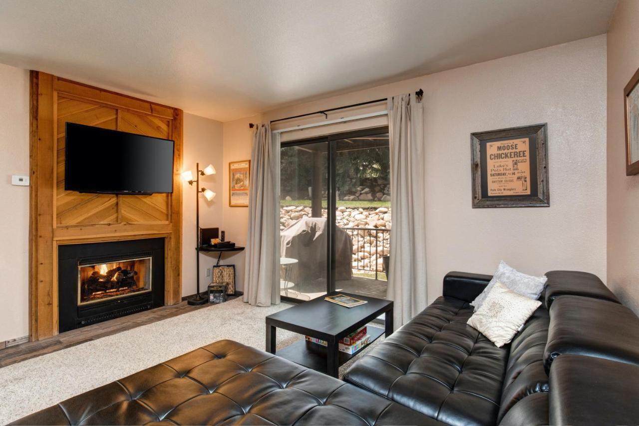 Red Pine Villa Парк Сити Екстериор снимка