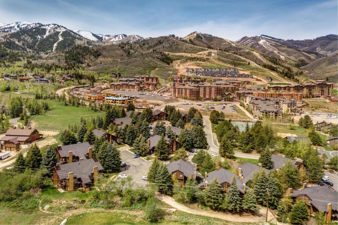 Red Pine Villa Парк Сити Екстериор снимка