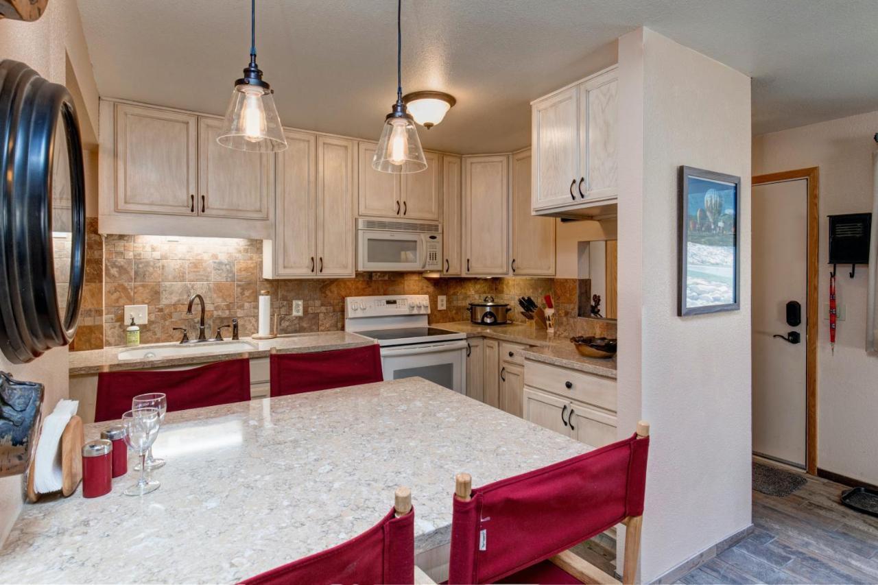 Red Pine Villa Парк Сити Екстериор снимка
